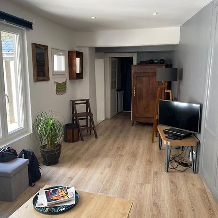 Maisonnette De Charme Avec Cour Privative Haute-Ville Granville Exterior photo